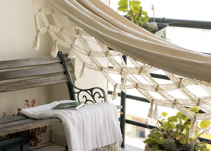 Santa Barbara Flat Apartment